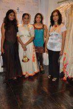 Shweta Salve at the Dressing Room in Juhu, Mumbai on 26th Sept 2012 (15).JPG