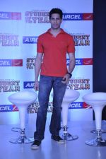 Siddharth Malhotra at Student of the year tie up with Aircel in Taj Hotel, Mumbai on 26th Sept 2012 (72).JPG