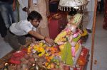 Rajpal Yadav visits Andheri Ka Raja in Mumbai on 27th Sept 2012 (14).JPG