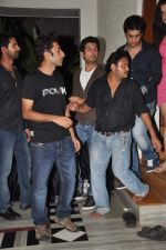 at Ranbir_s birthday bash in Mumbai on 27th Sept 2012 (134).JPG