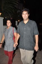 at Ranbir_s birthday bash in Mumbai on 27th Sept 2012 (89).JPG