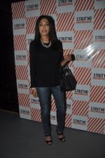 at the launch of Strut120.com in Cafe Zoe, Mumbai on 27th Sept 2012 (15).JPG