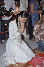 Nargis Fakhri at Andheri ka Raja in Mumbai on 28th Sept 2012 (23).JPG