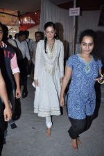 Nargis Fakhri at Andheri ka Raja in Mumbai on 28th Sept 2012 (3).JPG