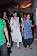 Nargis Fakhri at Andheri ka Raja in Mumbai on 28th Sept 2012 (6).JPG