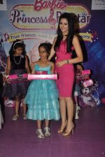 Aamna Sharif at Barbie Finale in Infinity Mall, Mumbai on 30th Sept 2012 (24).JPG