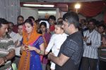 Bhushan Kumar, Divya Khosla Kumar at T-series ganpati Visarjan in Andheri, Mumbai on 30th Sept 2012 (31).JPG