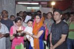 Bhushan Kumar, Shweta Kumar, Divya Khosla Kumar at T-series ganpati Visarjan in Andheri, Mumbai on 30th Sept 2012 (38).JPG