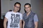 Manmeet Gulzar, Harmeet Gulzar at Biba Singh new single launch in Mumbai on 2nd Oct 2012 (40).JPG