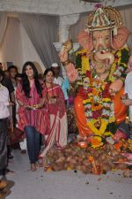 Shilpa Shetty at Andheri Ka Raja in Mumbai on 3rd Oct 2012 (52).JPG