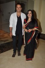 Sudhanshu Pandey at Anu and Sashi Ranjan_s wedding anniversary in J W Marriott on 4th Oct 2012 (58).JPG