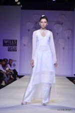 Model walk the ramp for Wendell Rodericks Show at Wills Lifestyle India Fashion Week 2012 day 1 on 6th Oct 2012 (67).JPG