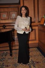 Simi Garewal at Shobha De_s felicitation by Veuve Clicquot on 5th Oct 2012 (132).JPG