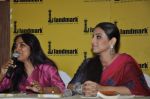 Vidya Balan unveils Unhooked book in Landmark, Mumbai on 5th Oct 2012 (54).JPG