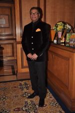 at Shobha De_s felicitation by Veuve Clicquot on 5th Oct 2012 (22).JPG