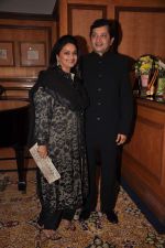 at Shobha De_s felicitation by Veuve Clicquot on 5th Oct 2012 (72).JPG