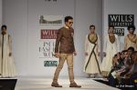 Manoj Bajpai walk the ramp for Samant Chauhan Show at Wills Lifestyle India Fashion Week 2012 day 2 on 7th Oct 2012 (113).JPG
