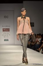 Model walk the ramp for Anaikka Show at Wills Lifestyle India Fashion Week 2012 day 2 on 7th Oct 2012 (66).JPG