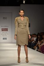 Model walk the ramp for Anaikka Show at Wills Lifestyle India Fashion Week 2012 day 2 on 7th Oct 2012 (79).JPG