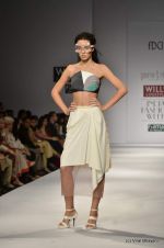 Model walk the ramp for Gaurav & Ritika Show at Wills Lifestyle India Fashion Week 2012 day 3 on 8th Oct 2012 (34).JPG