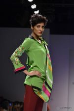 Model walk the ramp for Nachiket Barve Show at Wills Lifestyle India Fashion Week 2012 day 3 on 8th Oct 2012 (61).JPG