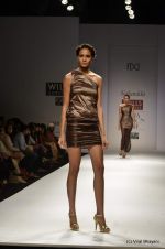 Model walk the ramp for Nalandda Show at Wills Lifestyle India Fashion Week 2012 day 3 on 8th Oct 2012 (51).JPG