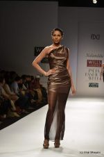 Model walk the ramp for Nalandda Show at Wills Lifestyle India Fashion Week 2012 day 3 on 8th Oct 2012 (53).JPG