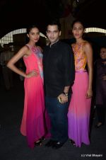 Nachiket Barve at Wills Lifestyle India Fashion Week 2012 day 3 on 8th Oct 2012,1 (40).JPG