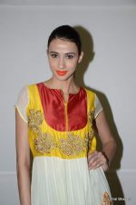 Alecia Raut at Wills Lifestyle India Fashion Week 2012 day 4 on 9th Oct 2012,1 (27).JPG
