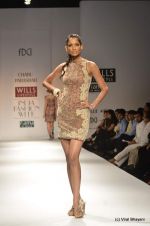Model walk the ramp for Charu Parashar Show at Wills Lifestyle India Fashion Week 2012 day 5 on 10th Oct 2012 (50).JPG