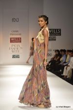 Model walk the ramp for Charu Parashar Show at Wills Lifestyle India Fashion Week 2012 day 5 on 10th Oct 2012 (67).JPG