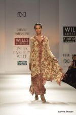 Model walk the ramp for Charu Parashar Show at Wills Lifestyle India Fashion Week 2012 day 5 on 10th Oct 2012 (94).JPG