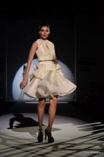 Model walk the ramp for Gauri and Nainika Show at Wills Lifestyle India Fashion Week 2012 day 4 on 9th Oct 2012 (55).JPG