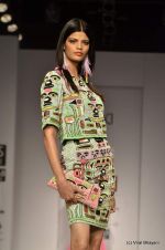 Model walk the ramp for Pia Pauro Show at Wills Lifestyle India Fashion Week 2012 day 5 on 10th Oct 2012 (105).JPG