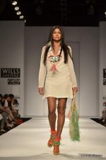 Model walk the ramp for Pia Pauro Show at Wills Lifestyle India Fashion Week 2012 day 5 on 10th Oct 2012 (4).JPG
