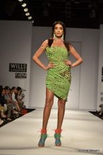 Model walk the ramp for Pia Pauro Show at Wills Lifestyle India Fashion Week 2012 day 5 on 10th Oct 2012 (57).JPG