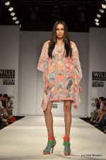 Model walk the ramp for Pia Pauro Show at Wills Lifestyle India Fashion Week 2012 day 5 on 10th Oct 2012 (72).JPG