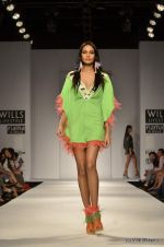 Model walk the ramp for Pia Pauro Show at Wills Lifestyle India Fashion Week 2012 day 5 on 10th Oct 2012 (82).JPG