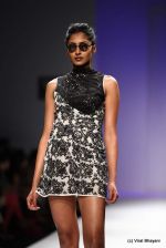 Model walk the ramp for Raj Shroff Show at Wills Lifestyle India Fashion Week 2012 day 5 on 10th Oct 2012 (159).JPG