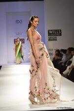Model walk the ramp for Rajdeep Ranawat Show at Wills Lifestyle India Fashion Week 2012 day 5 on 10th Oct 2012 (106).JPG