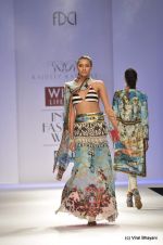 Model walk the ramp for Rajdeep Ranawat Show at Wills Lifestyle India Fashion Week 2012 day 5 on 10th Oct 2012 (11).JPG