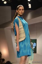 Model walk the ramp for Ranna Gill Show at Wills Lifestyle India Fashion Week 2012 day 4 on 9th Oct 2012 (229).JPG