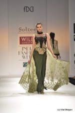 Model walk the ramp for Solatee by Sulakshana Show at Wills Lifestyle India Fashion Week 2012 day 5 on 10th Oct 2012 (43).JPG