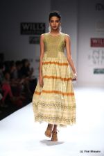 Model walk the ramp for Virtues Show at Wills Lifestyle India Fashion Week 2012 day 5 on 10th Oct 2012 (179).JPG