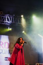 Sona Mohapatra at I AM A GIRL rock concert in Mumbai on 11th Oct 2012 (3).jpg