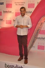 Chetan Bhagat at BeStylish.com Breast Cancer Awareness Brunch in Mumbai on 14th Oct 2012 (9).JPG