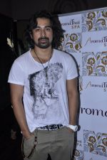 Ranvijay Singh at Aroma Thai Spa event in Mumbai on 12th Oct 2012 (41).JPG