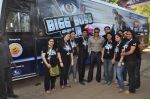 Salman Khan takes media on the Bigg Boss tour ride in Lonavla, Mumbai on 12th Oct 2012 (111).JPG