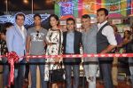 Siddharth Mallya, Sameera Reddy, Arjun Khanna, Rahul Khanna at the Inauguration of KIEHL_s outlet in South Mumbai on 14th Oct 2012 (23).JPG