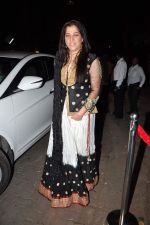 at Kareena Kapoor_s sangeet ceremony in Mumbai on 14th Oct 2012 (22).JPG